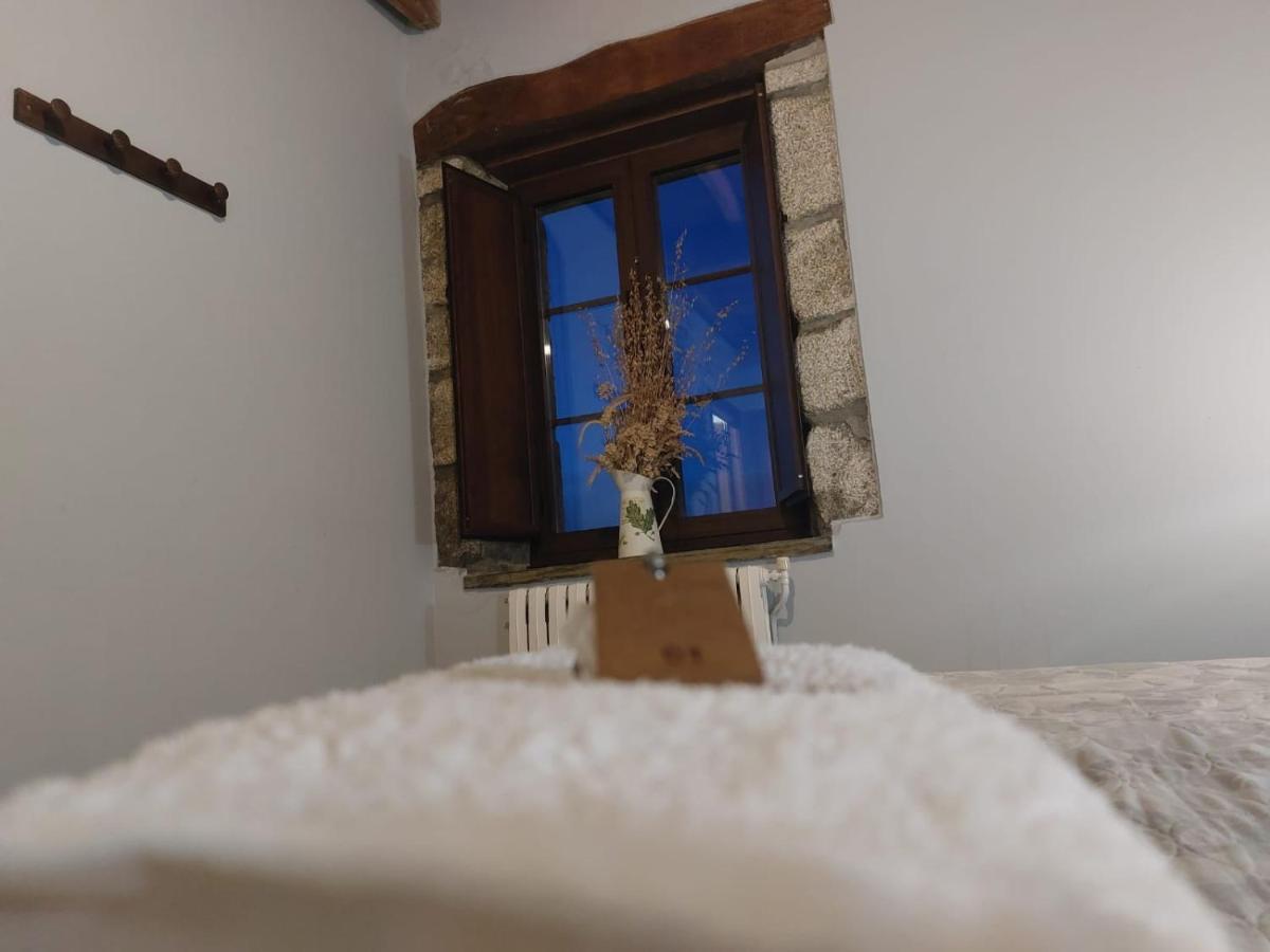 La Venta Celta Hotel O Cebrero Екстериор снимка